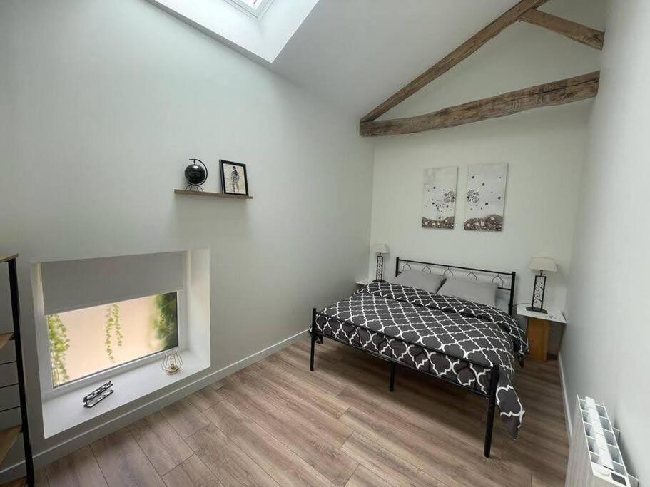 Gite De Charme - 3 Chambres, 5 Lits - De 4 A 7 Personnes Avanton Εξωτερικό φωτογραφία